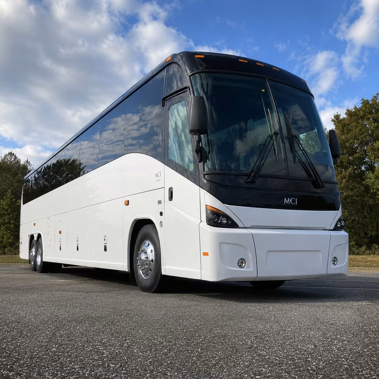 construction crew shuttles and worksite transportation in edison