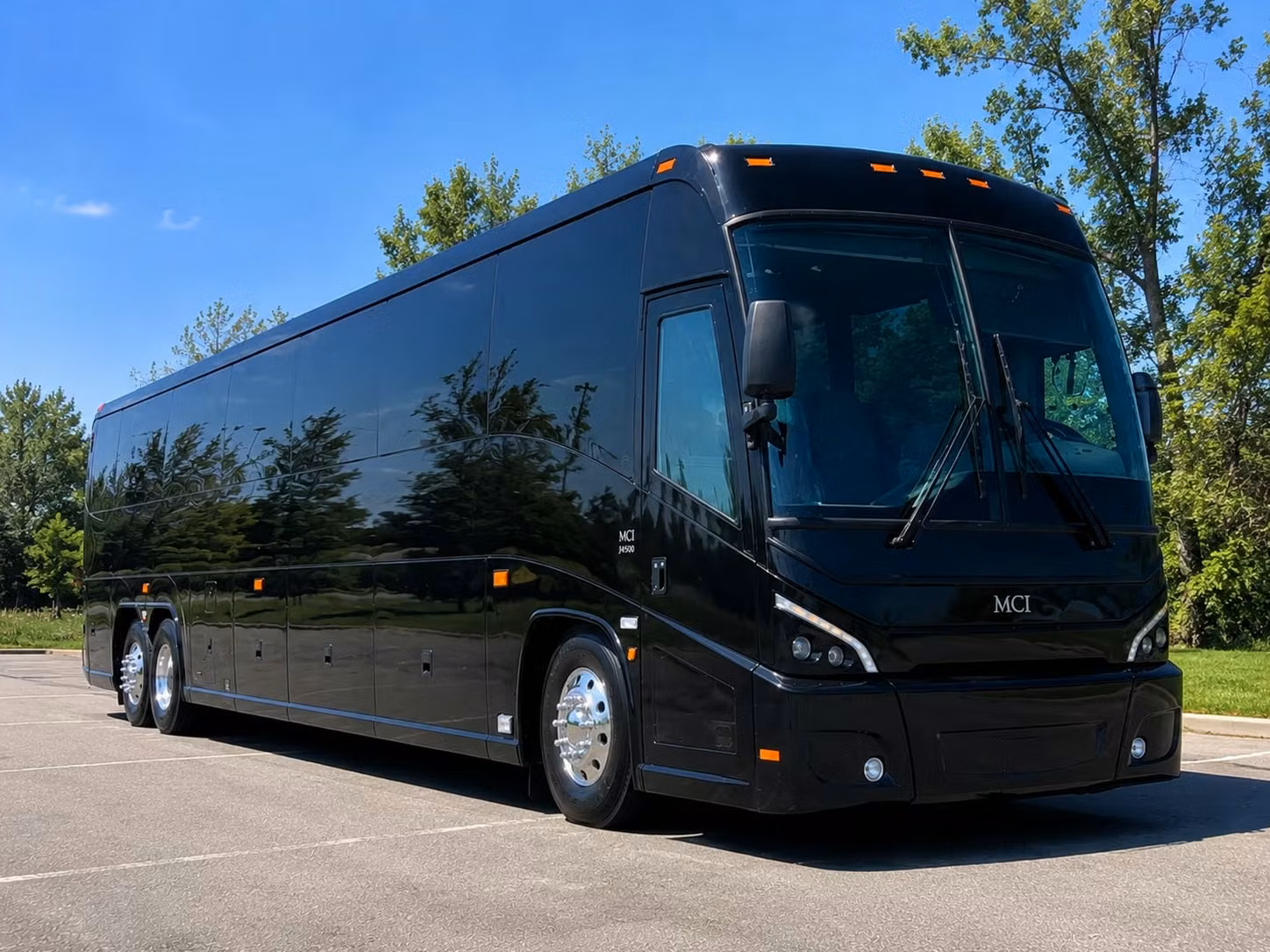 corporate and convention shuttle bus rentals serving edison s business corridor