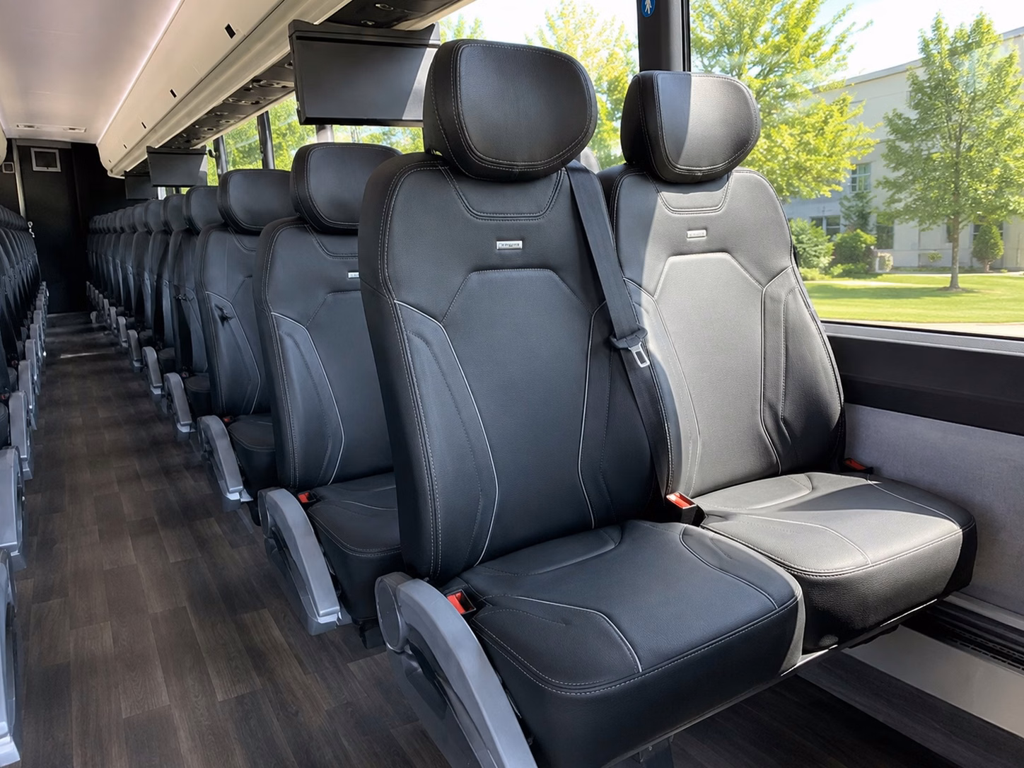 fan bus rentals to rutgers scarlet knights games at shi stadium