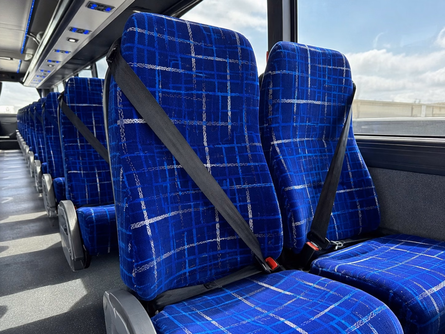 long distance corporate charter buses from edison to new york philadelphia and beyond