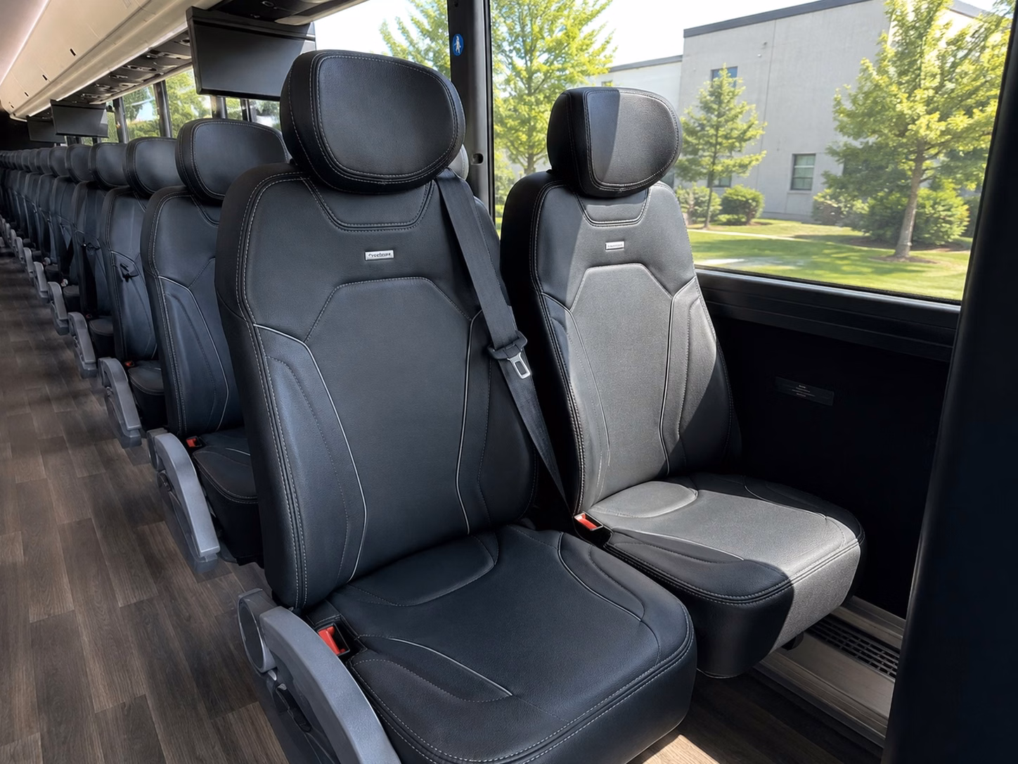 shuttle guests between edison hotels and your wedding venue without the parking headache